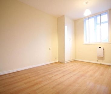 3 bedroom house to rent - Photo 2