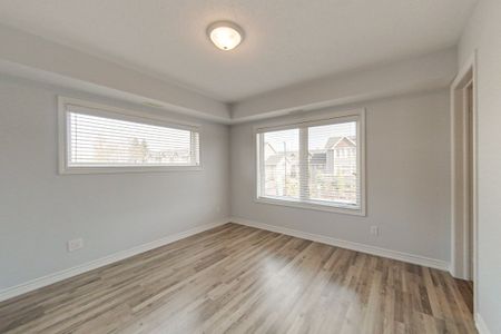 For Lease - 2 Cove Court Unit# 208, Collingwood, Ontario - Photo 3