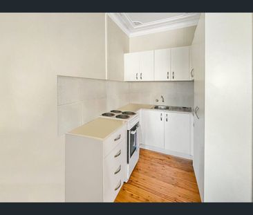 2/37a Coleman Street, South Wentworthville, NSW 2145 - Photo 1