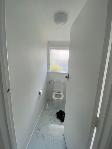 Property Management32 Kowhai Road, Campbells Bay - Unit for Rent - Photo 3