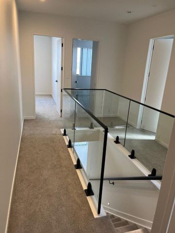 Modern four-bedroom standalone two-story home in Westgate - Photo 4