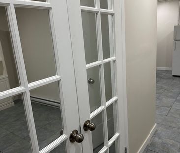 For Lease - 425 Jane Street Unit# 10, Toronto, Ontario - Photo 4