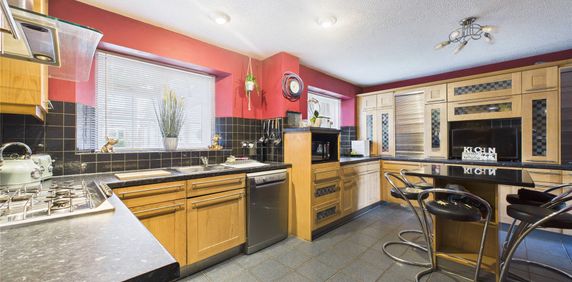 The Lea, Wokingham The Lea, Wokingham - Photo 2