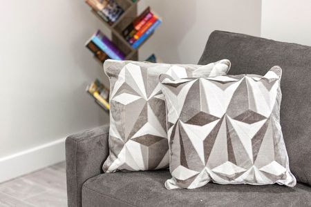 Saint Mary Street - Photo 5