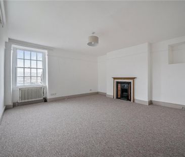 4 bedroom semi-detached house to rent - Photo 5