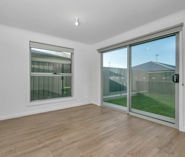 4 Bedroom Family Home! - Photo 1