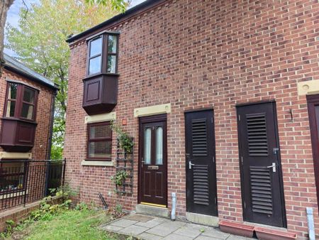 3 bedroom end of terrace house to rent - Photo 4