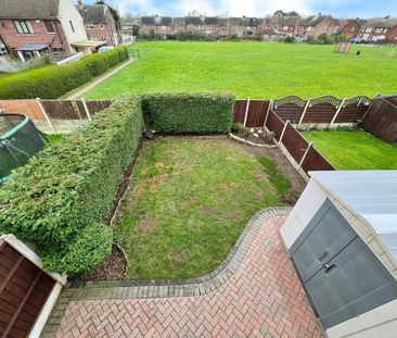 2 bedroom semi-detached house to rent - Photo 4