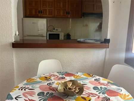 Piso de alquiler en Carrer 16, 11, Els Poblets - Photo 4