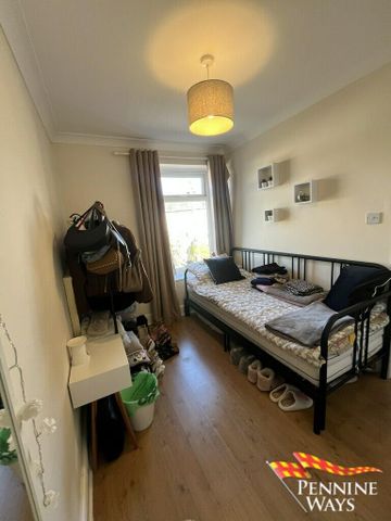 2 bedroom terraced house to rent - Photo 3