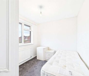 Hawkesbury Drive, Calcot, Reading, Berkshire, RG31 - Photo 6