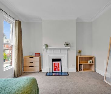 93 ROYAL PARK AVENUE Leeds - LS6 1EZ - Photo 4