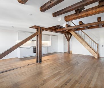 Attraktive Maisonettewohnung mit Dachterrasse zu vermieten - Photo 1
