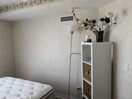 For Lease - 763 Bay Street Unit# 2202, Toronto, Ontario - Photo 5