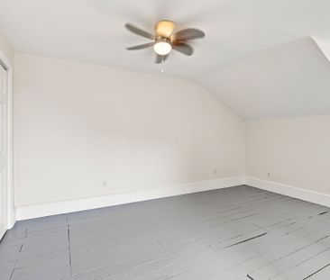For Lease - 256 Bay Street, Hamilton, Ontario - Photo 5