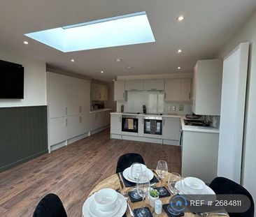 1 bedroom in a house share to rent - Photo 6