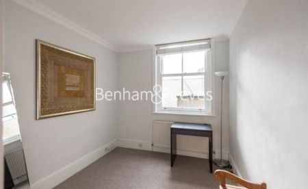 3 Bedroom flat to rent in Abingdon Road, Kensington, W8 - Photo 5