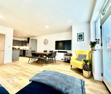 2 bedroom apartment to rent - Photo 1