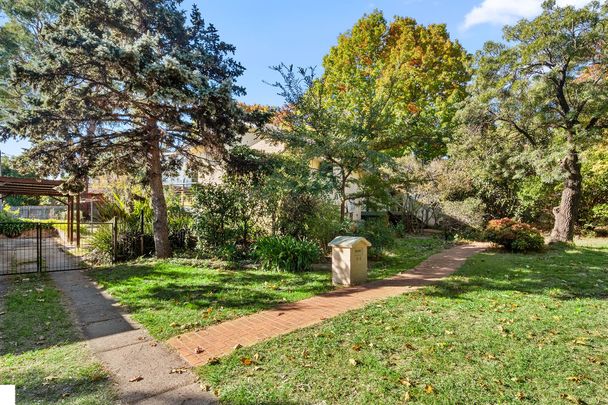 22 Gilbert Street, Hackett - Photo 1