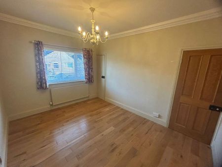 2 bedroom semi-detached house to rent - Photo 4