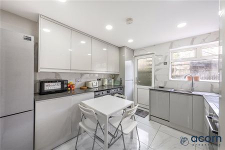 2 bedroom maisonette to rent - Photo 5