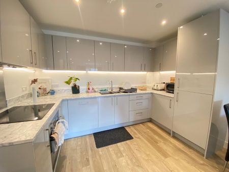2 bedroom apartment to rent - Photo 5