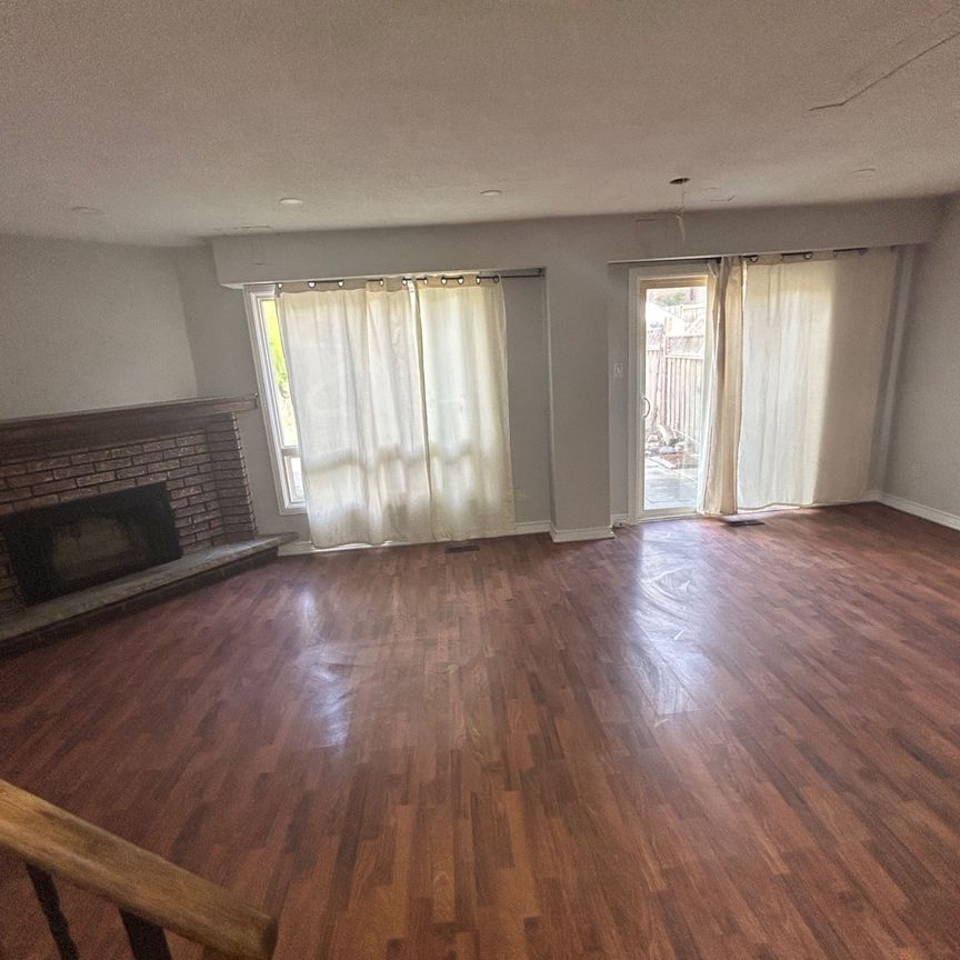 For Lease - 50 Peterson Court, Brampton, Ontario - Photo 1