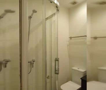 Room in a shared 7-bedroom apartment for rent in Argüelles, professionals only - Photo 2