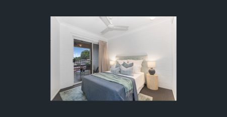 Charming Two-Bedroom Townhouse with Balcony in the Heart of Rosslea! - Photo 4