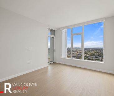 Condo in Burnaby, BC - Photo 3