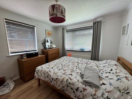 3 bedroom bungalow to rent - Photo 2