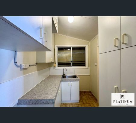 12 Queensbury Street, South Bunbury, WA 6230 - Photo 4