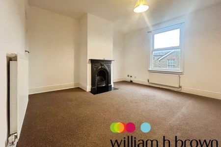 Head Street - Photo 2