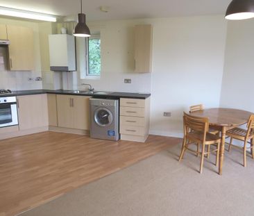 2 bedroom flat to rent - Photo 6