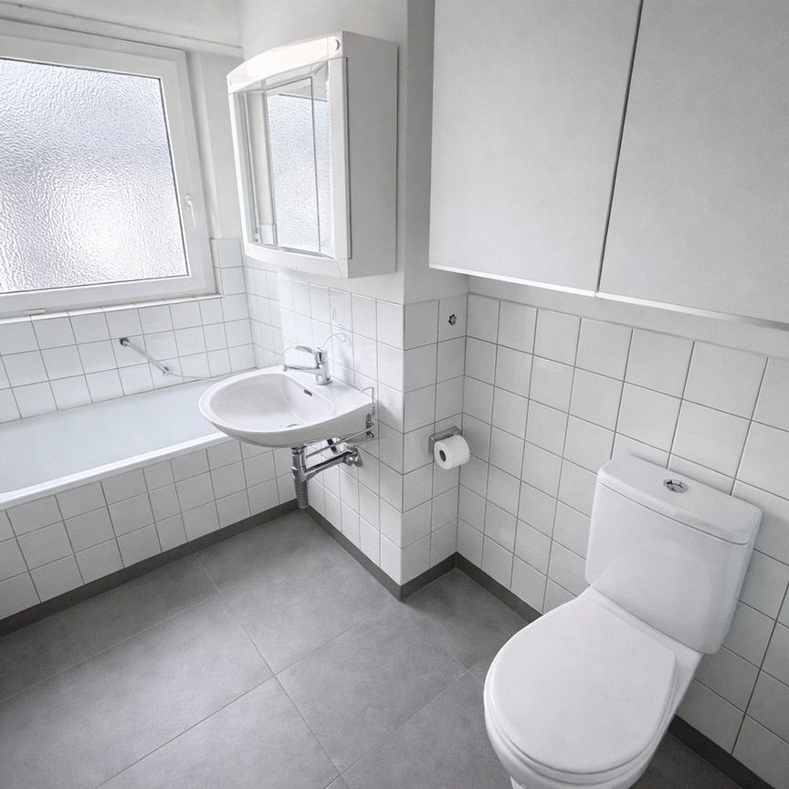 2.5 Zimmer, 65 m², 2. Stock - Photo 1