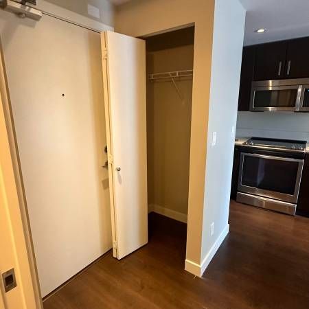 $500 BONUS- 1 Bedroom Apartment for rent in Kerrisdale - Photo 4