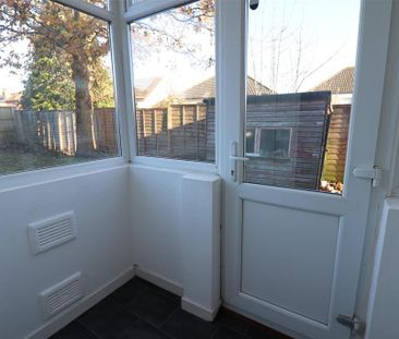 3 bedroom end of terrace house to rent - Photo 6