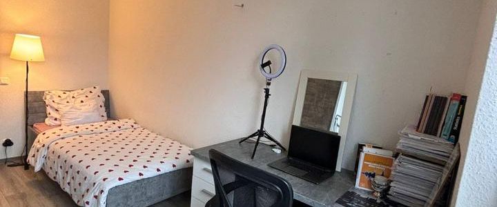 Voll möbliertes Zimmer – 500 EUR/Monat (Alles inklusive) - Photo 1