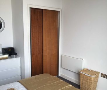 Price £1,050 pcm - Available 01/10/2026 - Furnished - Photo 5
