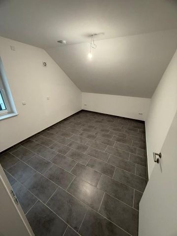 Penthousewohnung mit Fahrstuhl in toller Parkanlage - Photo 2