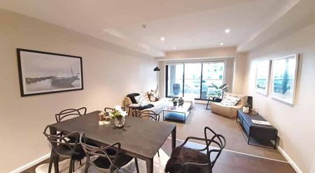 Double Level Apartment in Great Location - Photo 3