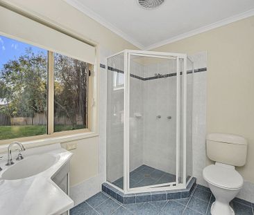 11 Nugent Close, Jerrabomberra - Photo 4