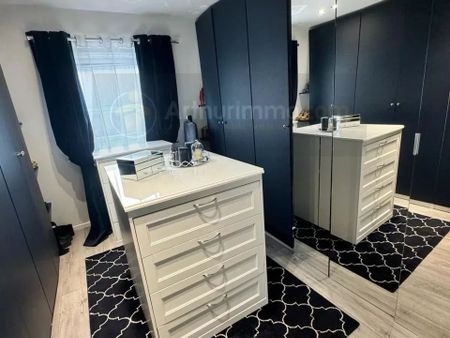 Location Appartement 4 pièces 91 m2 à Les Pavillons-sous-Bois - Photo 4