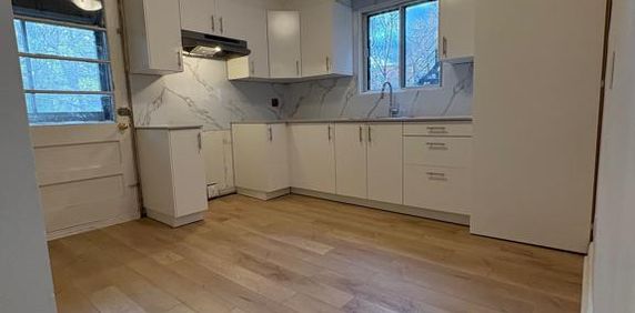 Magnifique 4 1/2 rénové neuf - Photo 2