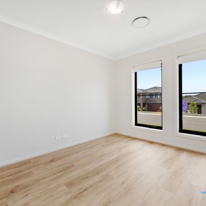 107 Hannanford Ave, Box Hill NSW 2765 - House For Rent | Domain - Photo 1