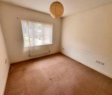 Chatteris Court, Lugsmore Lane, Thatto Heath, St Helens, WA10 - Photo 2