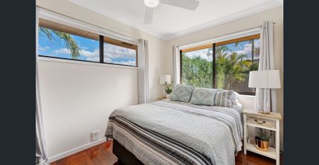 Spacious Family Home with Pool in Prime Everton Park Location - Photo 5