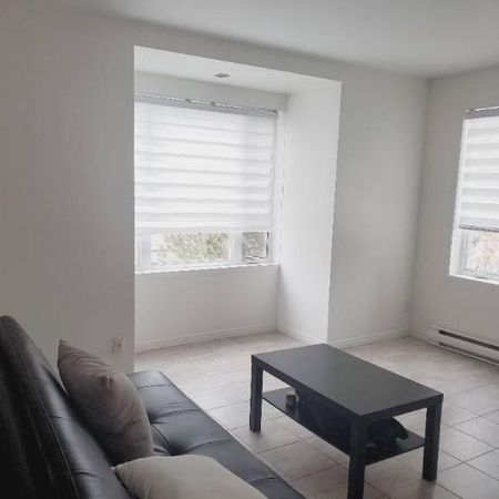 Superbe condo 4 1/2 à louer - Photo 4