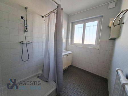 Location Appartement 3 pièces 74m² CASTRES 81100 - Photo 5
