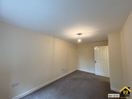 2 bed Apartment in Station Road North Hykeham, Steam Court, LN6 9XL - Photo 4